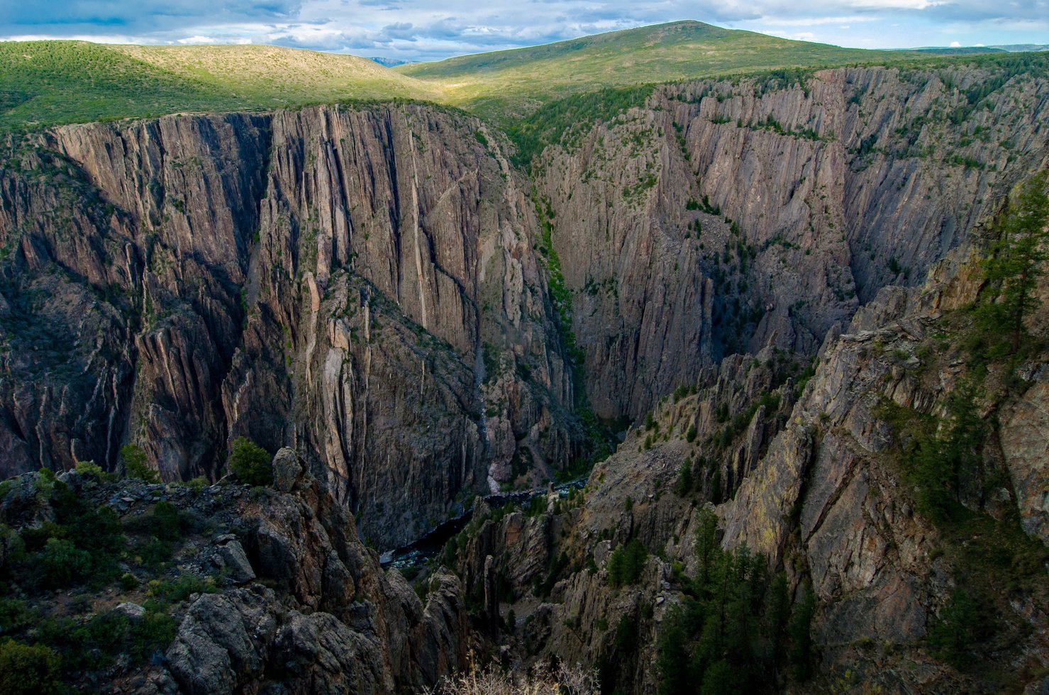 Black Canyon of the Gunnison NP - River View from Gunnison Point Overlook